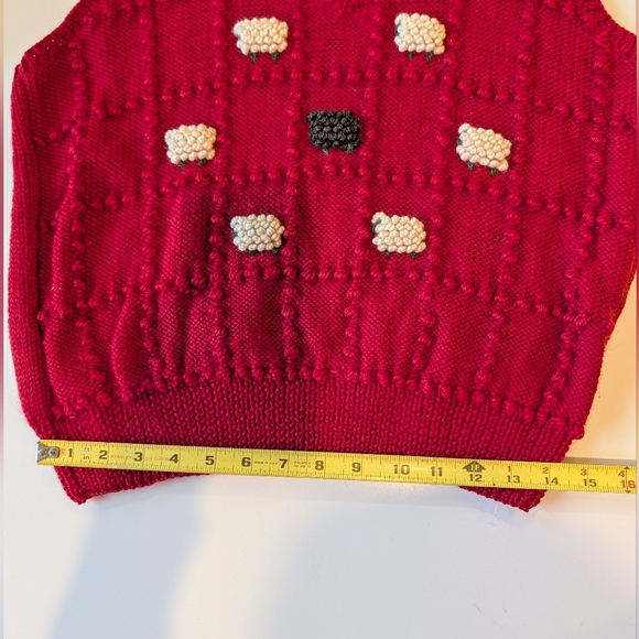 Vintage New Zealand Wool Sweater Vest With 3 Dimensional Sheep Well Made Unique - Picture 10 of 10